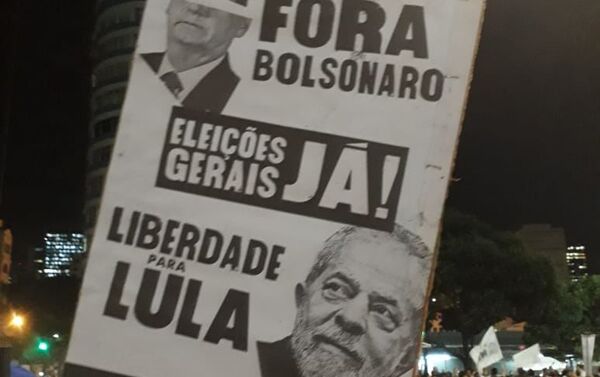 Protestas contra Jair Bolsonaro en Río de Janeiro Protestas contra Jair Bolsonaro en Río de Janeiro - Sputnik Mundo