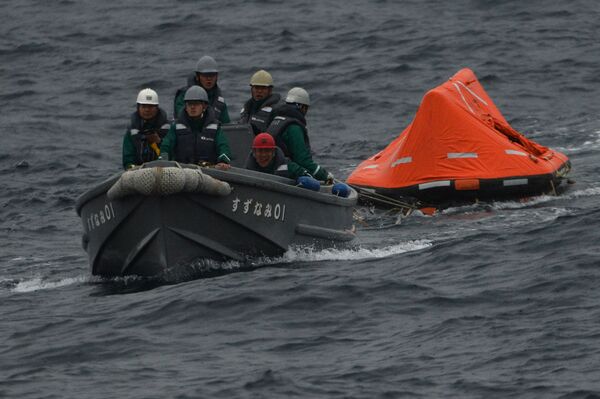 Rusia y Japón se juntan en alta mar para las maniobras de rescate Sarex 2019

 - Sputnik Mundo