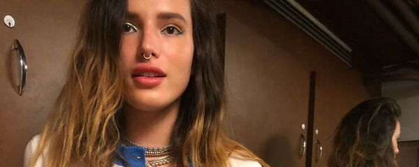 Annabella 'Bella' Thorne, cantante y actriz estadounidense - Sputnik Mundo