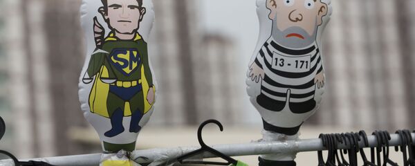 Muñecas del ministro de Justicia de Brasil, el juez Sérgio Moro y el expresidente brasileño Lula da Silva - Sputnik Mundo