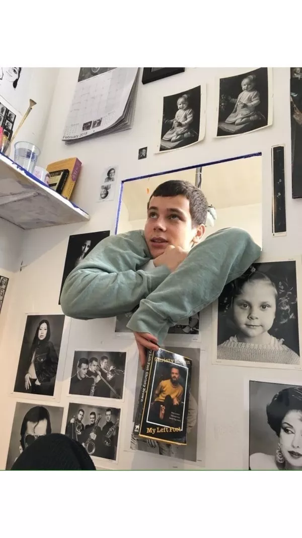 El periodista Carlos Fresneda medita sobre el duelo en un libro dedicado al hijo grafitero El periodista Carlos Fresneda medita sobre el duelo en un libro dedicado al hijo grafitero - Sputnik Mundo