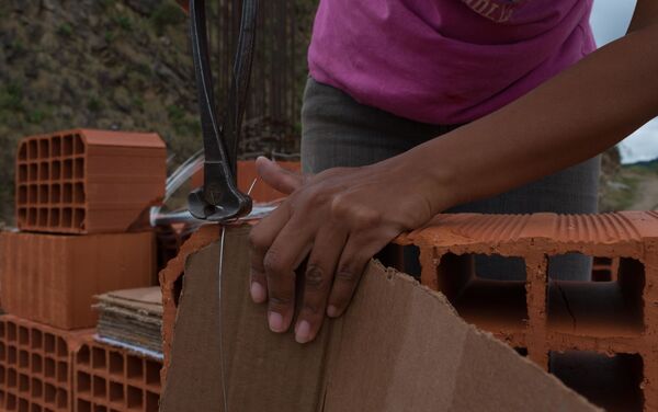 Mujeres venezolanas se incorporan al programa social del Gobierno Gran Misión Vivienda Venezuela para construir sus casas Mujeres venezolanas se incorporan al programa social del Gobierno Gran Misión Vivienda Venezuela para construir sus casas - Sputnik Mundo