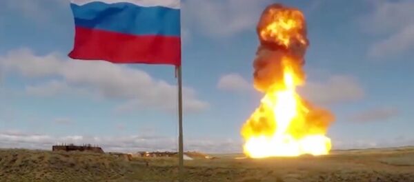 El lanzamiento de un misil antiaéreo El lanzamiento de un misil antiaéreo - Sputnik Mundo