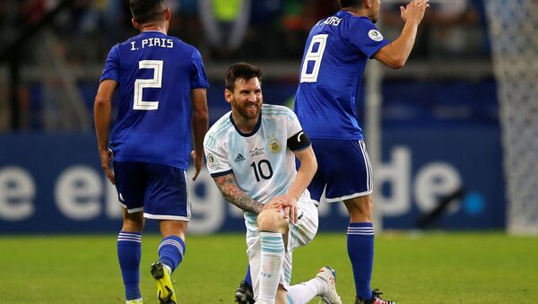 Lionel Messi durante el encuentro entre Argentina y Paraguay en la Copa América de Brasil, el 19 de junio de 2019 - Sputnik Mundo