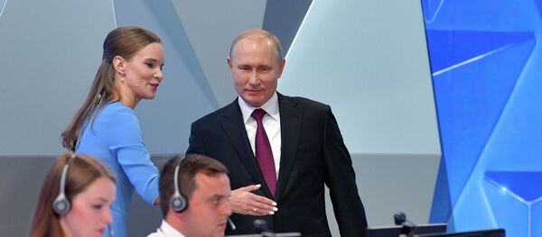'Línea directa' con Vladímir Putin - Sputnik Mundo