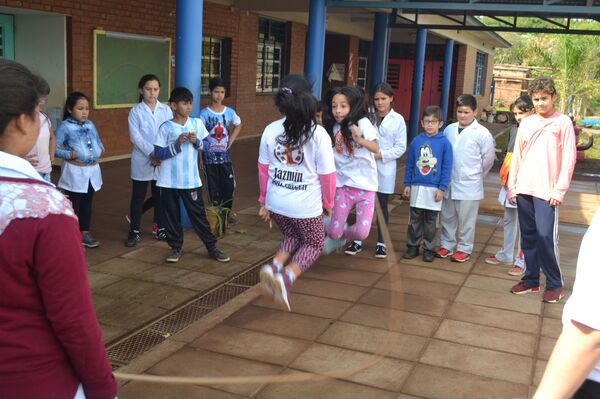 El privilegio del venado, o cómo ser niño y cambiar el mundo - Sputnik Mundo