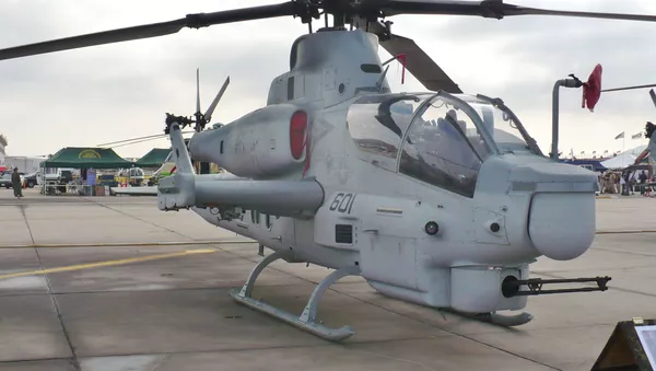 Un AH-1Z Viper estadounidense - Sputnik Mundo