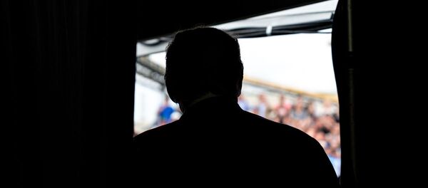 Silueta de Donald Trump, presidente de EEUU - Sputnik Mundo
