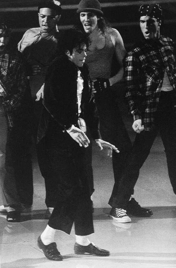 Michael Jackson performs during the Grammy Awards ceremony at New York's Radio City Music Hall Michael Jackson performs during the Grammy Awards ceremony at New York's Radio City Music Hall - Sputnik Mundo