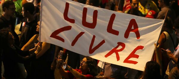 Partidarios del expresidente de Brasil, Luiz Inácio Lula da Silva Partidarios del expresidente de Brasil, Luiz Inácio Lula da Silva - Sputnik Mundo