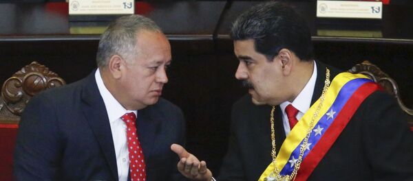 Diosdado Cabello, presidente de la Asamblea Nacional Constituyente de Venezuela, y Nicolás Maduro, presidente de Venezuela - Sputnik Mundo