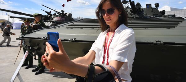 Army 2019: cuando todo el poderío de las FFAA rusas se concentra en un solo lugar
 - Sputnik Mundo