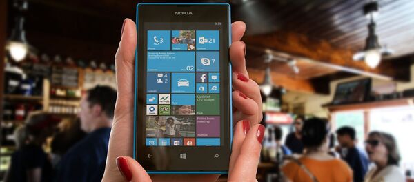 Un teléfono de Microsoft - Sputnik Mundo