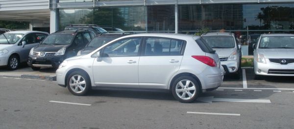 Un concesionario de Nissan - Sputnik Mundo