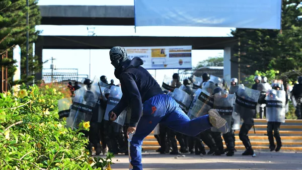 Represión militar en la Universidad Nacional Autónoma de Honduras (UNAH)