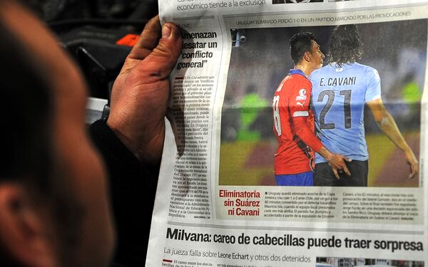 Uruguay-Chile: un partido con sabor a revancha (fotos, vídeo) - Sputnik Mundo