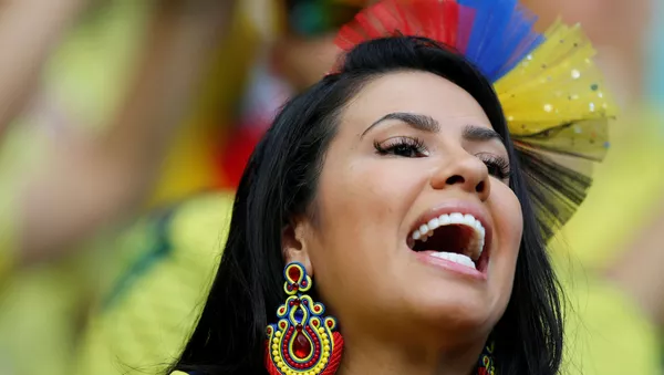 Hincha de la selección de Colombia en el partido contra Paraguay en la Copa América - Sputnik Mundo