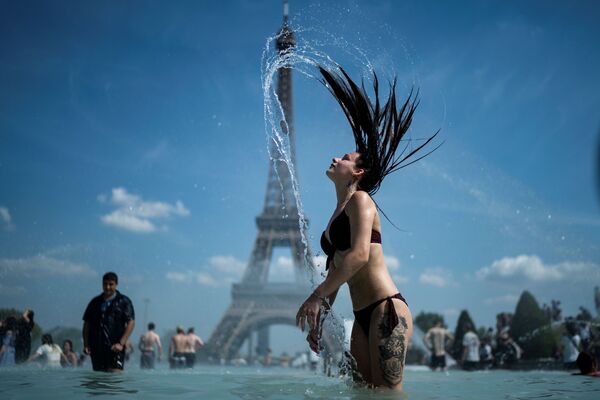 Europa cae 'víctima' de una ola de calor récord
 - Sputnik Mundo