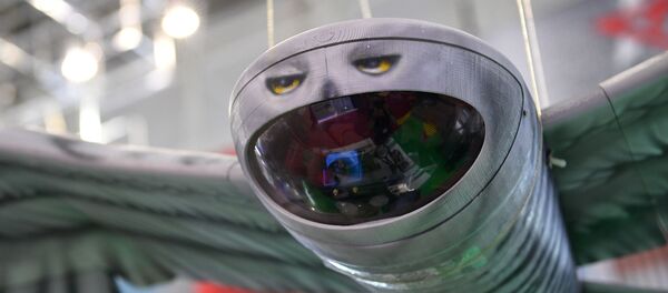 Un 'búho' teledirigido en Army 2019 - Sputnik Mundo