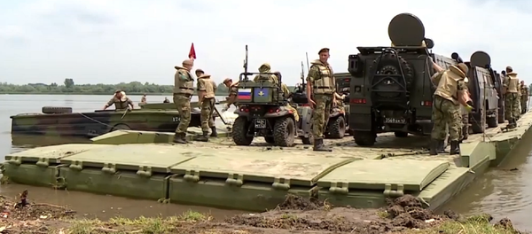 Hermandad inquebrantable: Serbia, Rusia y Bielorrusia finalizan ejercicios conjuntos Hermandad inquebrantable: Serbia, Rusia y Bielorrusia finalizan ejercicios conjuntos - Sputnik Mundo