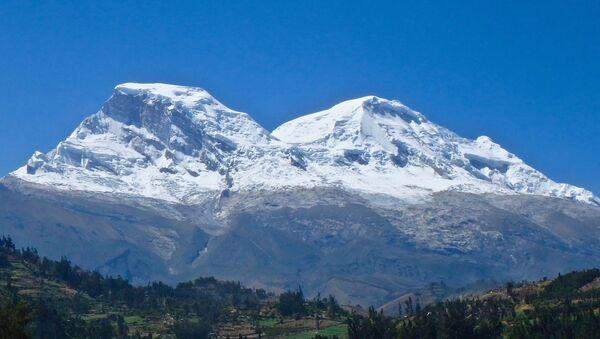 El macizo nevado Huascarán - Sputnik Mundo