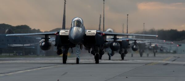 Un F-15E Un F-15E - Sputnik Mundo