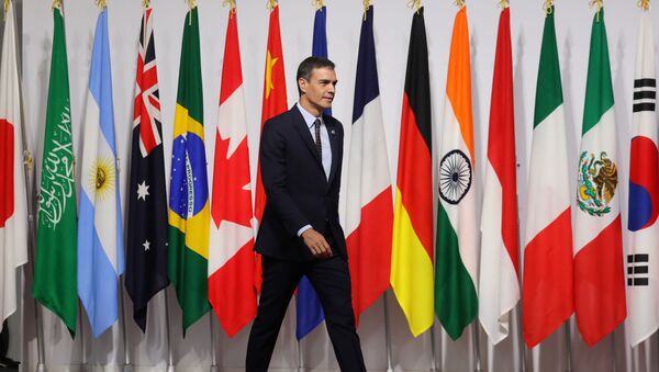 Pedro Sánchez, presidente del Gobierno español en la cumbre del G20 en Osaka, Japón - Sputnik Mundo