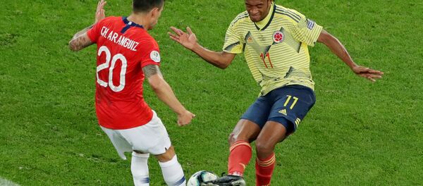 El partido entre Colombia y Chile - Sputnik Mundo