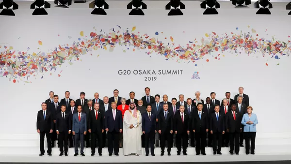 La foto oficial de los jefes de Estado en la cumbre G20 Osaka, Japón - Sputnik Mundo