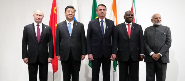 Los líderes que conforman el bloque de los BRICS en Osaka - Sputnik Mundo