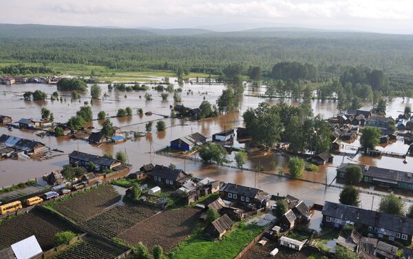 Inundaciones en la región de Irkutsk, Siberia - Sputnik Mundo