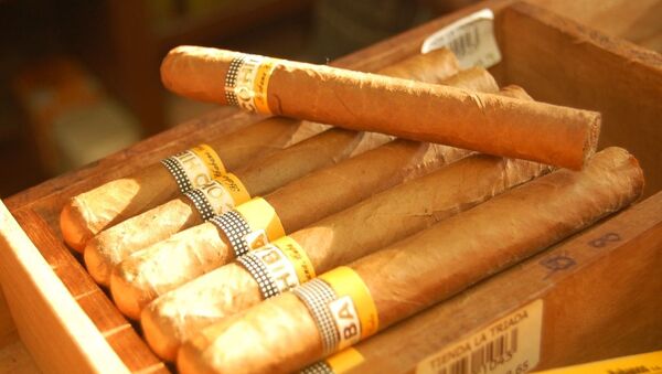 Puros cubanos Cohiba - Sputnik Mundo