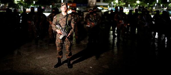 Militares de El Salvador - Sputnik Mundo