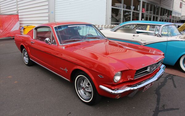 Ford Mustang Fastback del 1965 - Sputnik Mundo