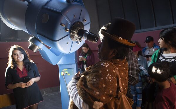 La sonrisa del sol: así se vio el eclipse total en América Latina

 - Sputnik Mundo