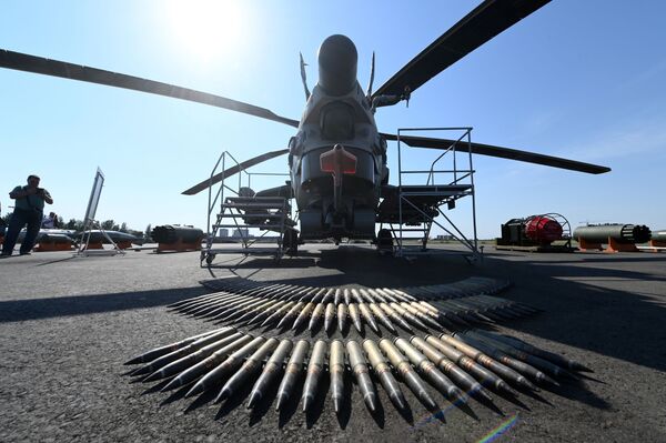 Ударный вертолет Ми-28НЭ Ночной охотник с двойным управлением - Sputnik Mundo