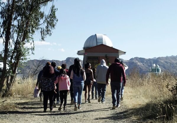 La sonrisa del sol: así se vio el eclipse total en América Latina

 - Sputnik Mundo