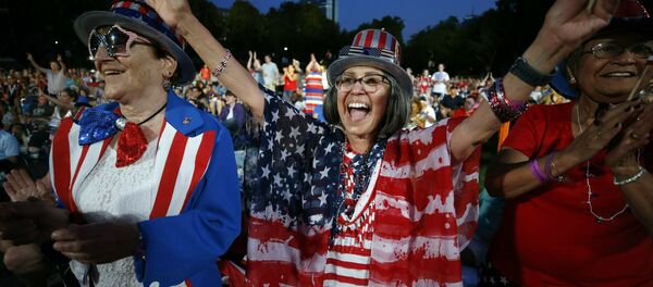 Estadounidenses festejan el Día de la Independencia (archivo) - Sputnik Mundo