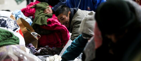 Los sin techo  en el Estadio Monumental de Buenos Aires - Sputnik Mundo