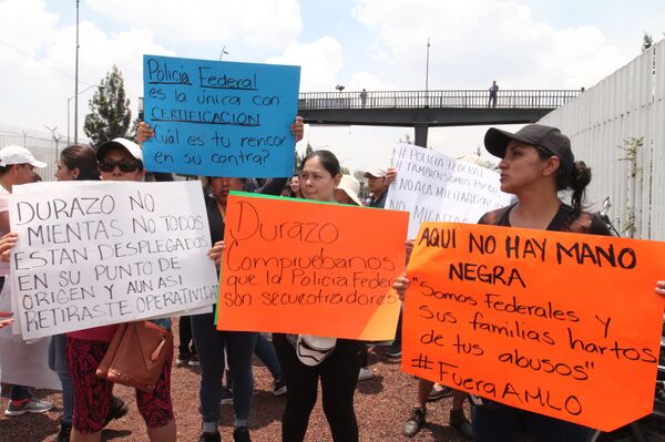 Así es desde adentro la huelga policial que bloquea calles en Ciudad de México (fotos) Así es desde adentro la huelga policial que bloquea calles en Ciudad de México (fotos) - Sputnik Mundo
