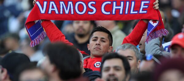 Los hinchas chilenos  - Sputnik Mundo