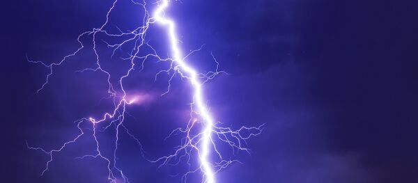 Un relámpago (archivo) Un relámpago (archivo) - Sputnik Mundo