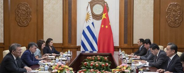 Negociaciones entre China y Uruguay Negociaciones entre China y Uruguay - Sputnik Mundo