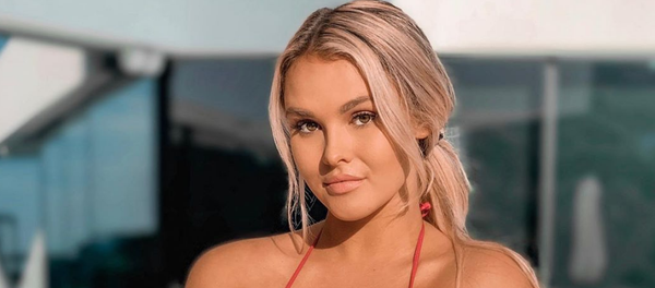 La modelo Kinsey Wolanski - Sputnik Mundo