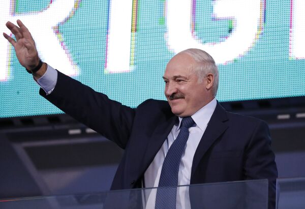 El primero y el único: 25 años de la presidencia de Lukashenko en Bielorrusia
 - Sputnik Mundo