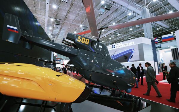 Prototipo del dron-helicóptero BVS VT 500 presentado en el foro militar Army 2018 - Sputnik Mundo