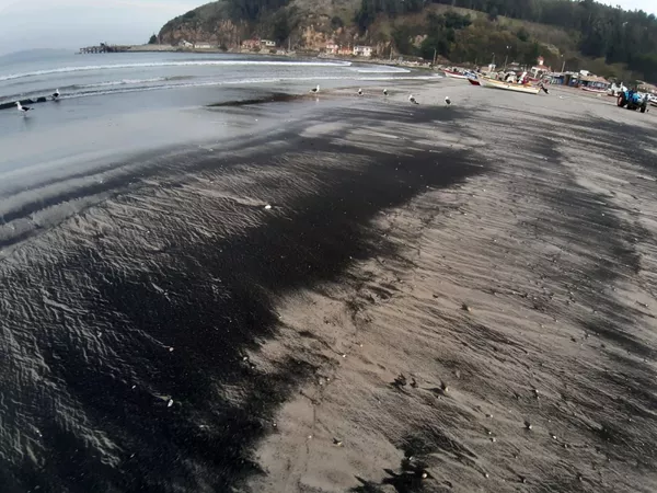 Carbón en playas chilenas: una historia de nunca acabar (fotos) Carbón en playas chilenas: una historia de nunca acabar (fotos) - Sputnik Mundo