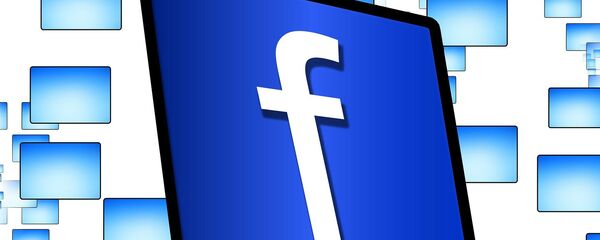 Un logo de Facebook y siluetas de personas Un logo de Facebook y siluetas de personas - Sputnik Mundo