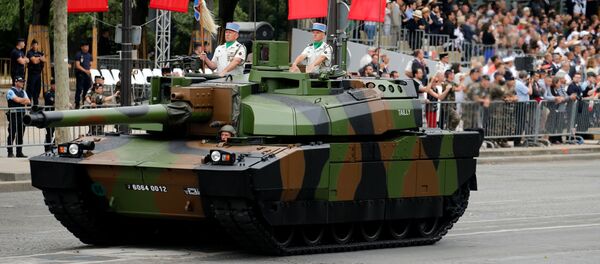 Celebración del día nacional de Francia  - Sputnik Mundo