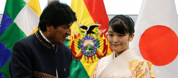 La princesa japonesa, Mako, junto al presidente de Bolivia, Evo Morales - Sputnik Mundo